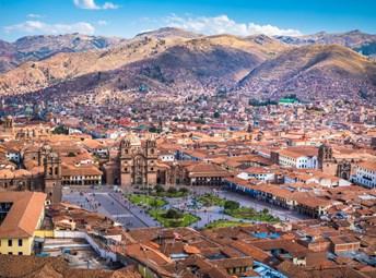 ©AdobeStock- javarman - City in Peru